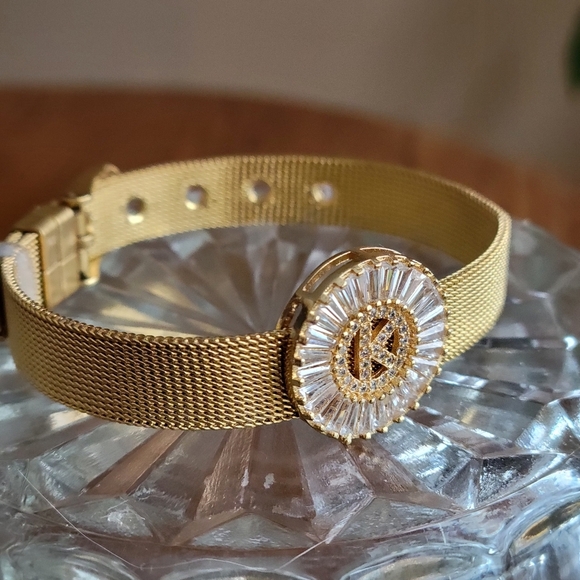 Stunning Gold Initial "K" Mesh Bracelet - CZ Crystals - Picture 4 of 7